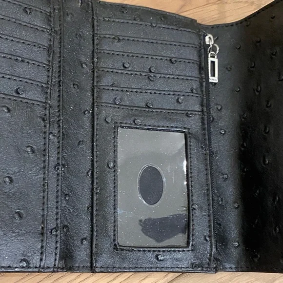 GUESS Black and Tan Wallet - Picture 5 of 13